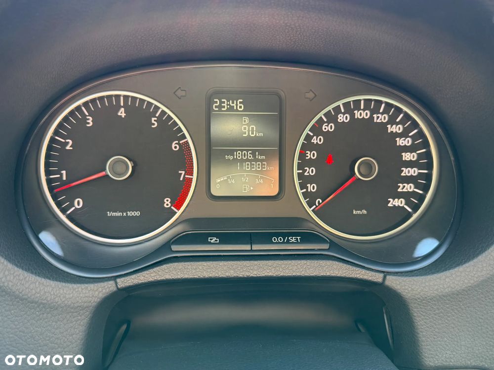 Volkswagen Polo - 18