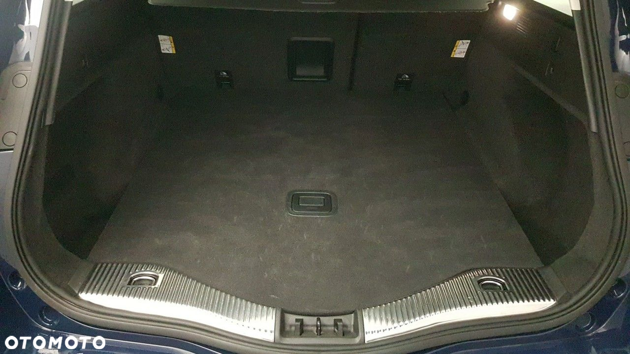 Ford Mondeo - 22