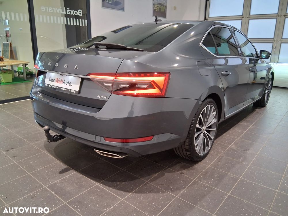 Skoda Superb 2.0 TSI 4X4 DSG Laurin & Klement - 11