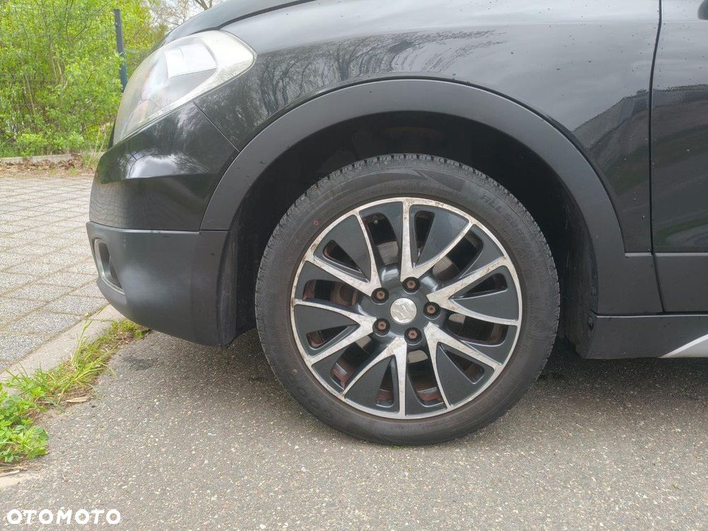 Suzuki SX4 S-Cross 1.6 VVT CVT 4x2 limited - 31