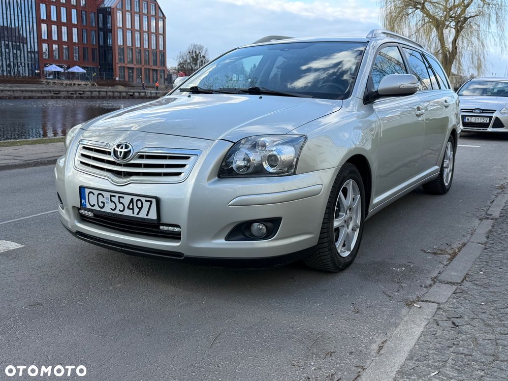 Toyota Avensis 2.0 D-4D - 2