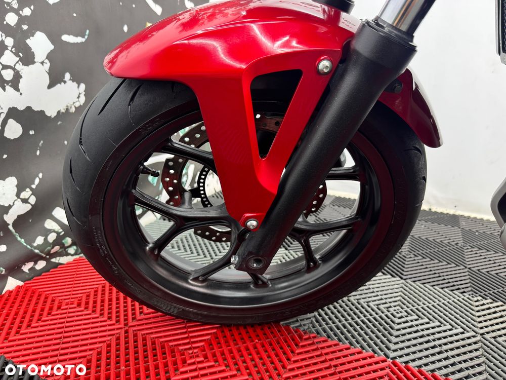 Honda NC - 9