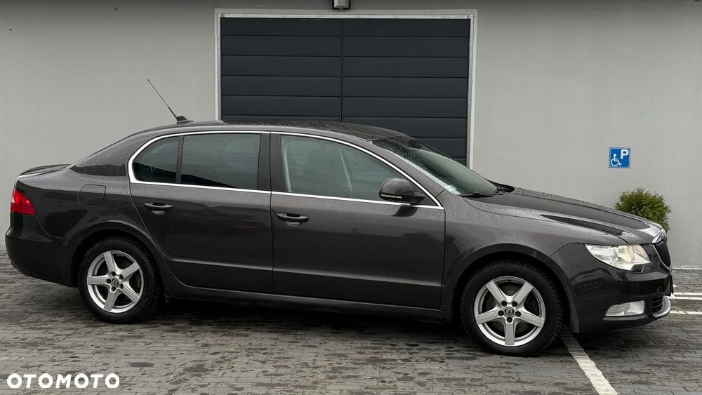 Skoda Superb 1.8 TSI Comfort - 1
