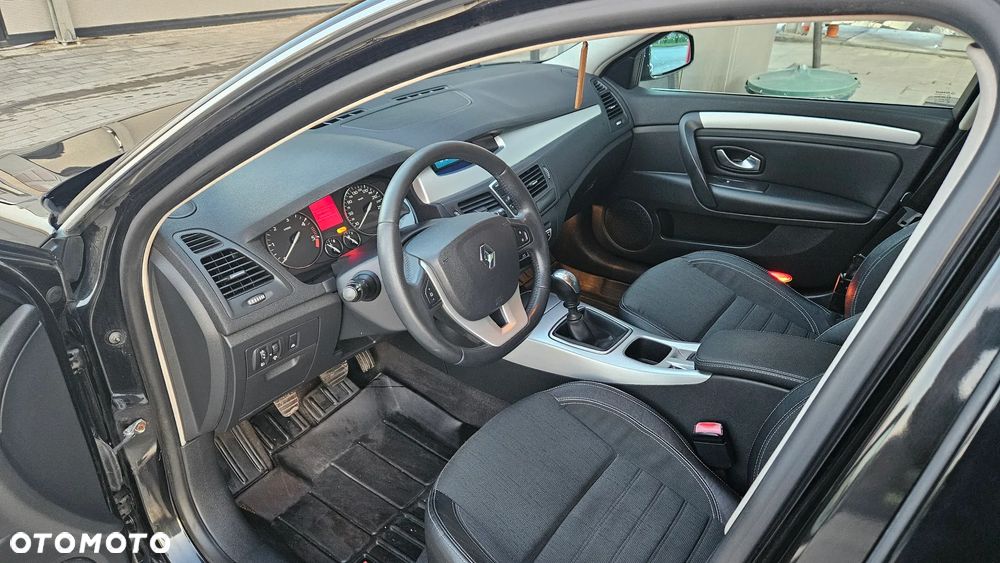 Renault Laguna Grandtour 2.0 dCi Dynamique - 14