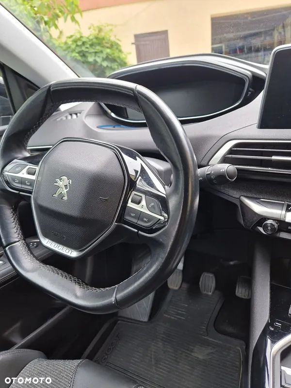 Peugeot 3008 1.2 PureTech Allure S&S - 15