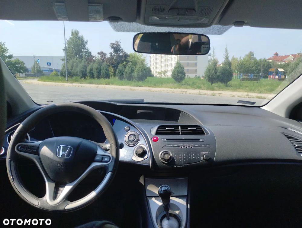 Honda Civic 1.8i-VTEC Executive - 11