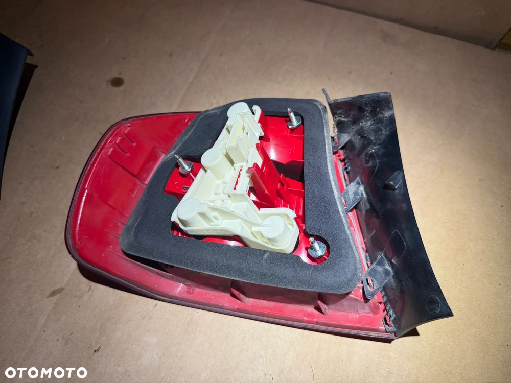Lampa tylna BMW 3 E90 prawa lewa 6937457 6937458 OE - 5
