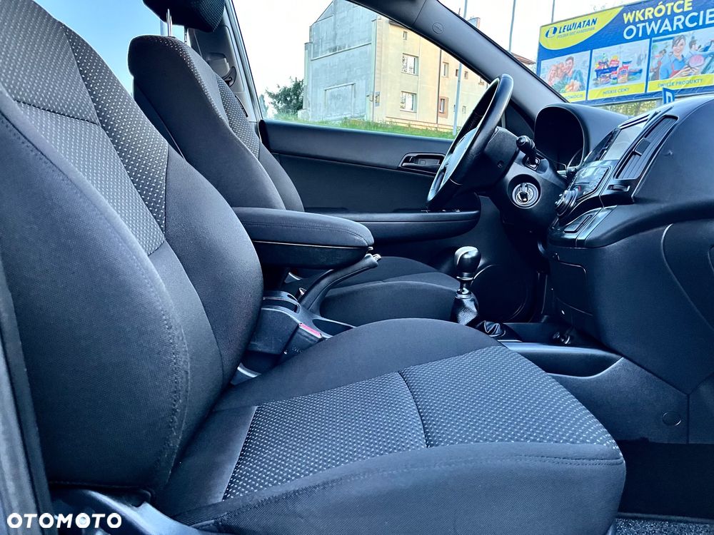 Hyundai i30 i30cw 1.4 Edition Plus - 10