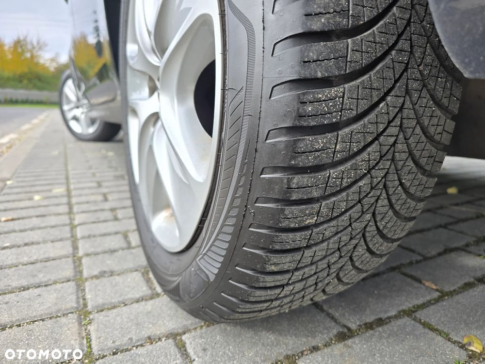 Opel Meriva 1.4 T Cosmo S&S - 23