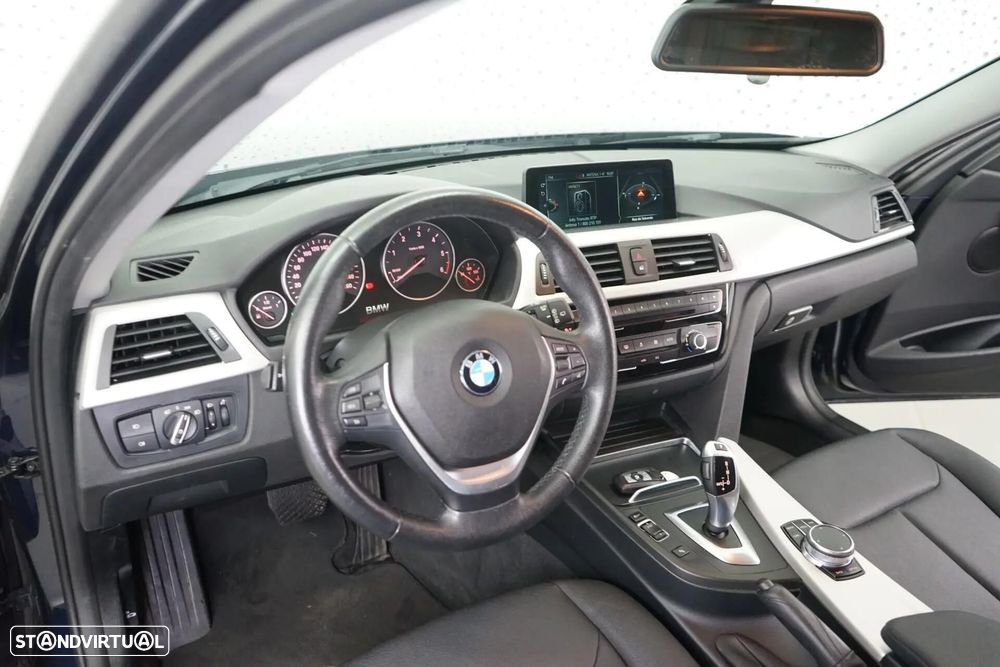 BMW 318 d Aut. Advantage - 15