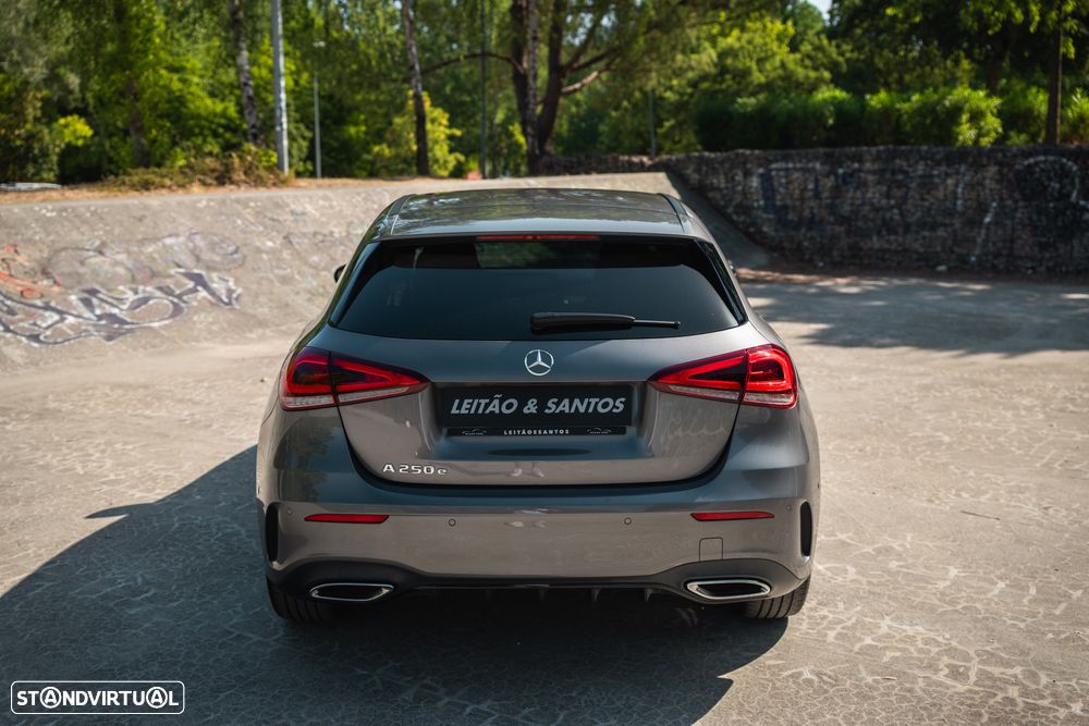 Mercedes-Benz A 250 e 8G-DCT AMG Line Advanced Plus - 11