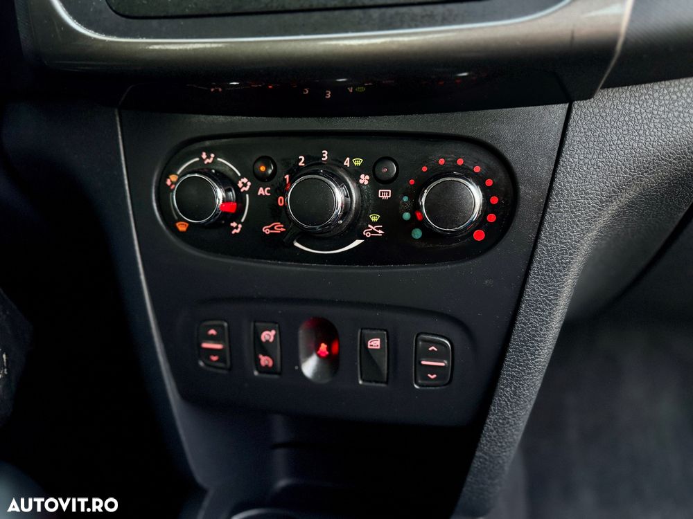 Dacia Sandero Stepway dCi 90 S&S Prestige - 22