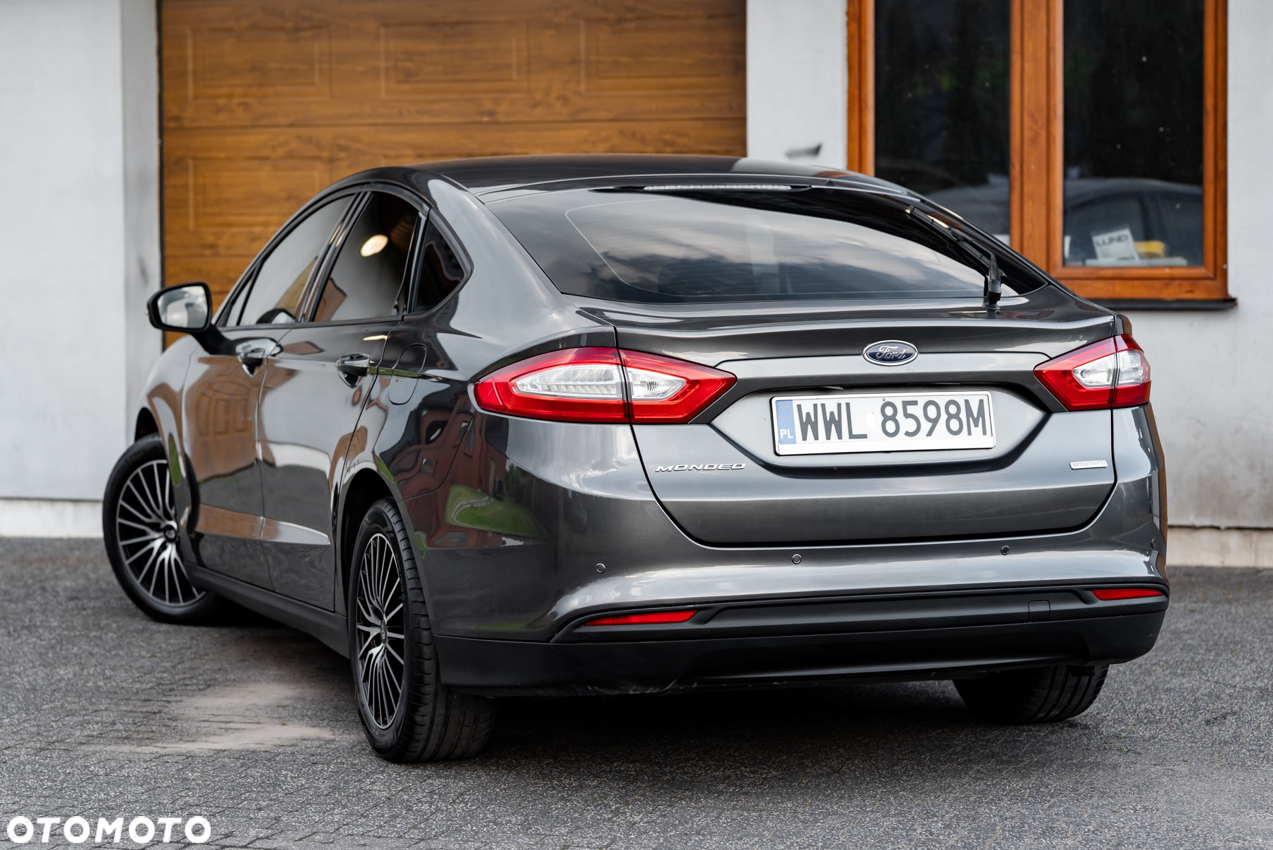 Ford Mondeo 1.5 EcoBoost Ambiente - 14