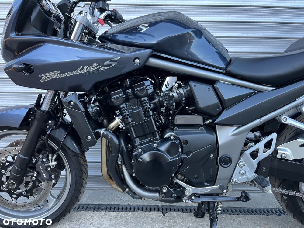 Suzuki Bandit - 38