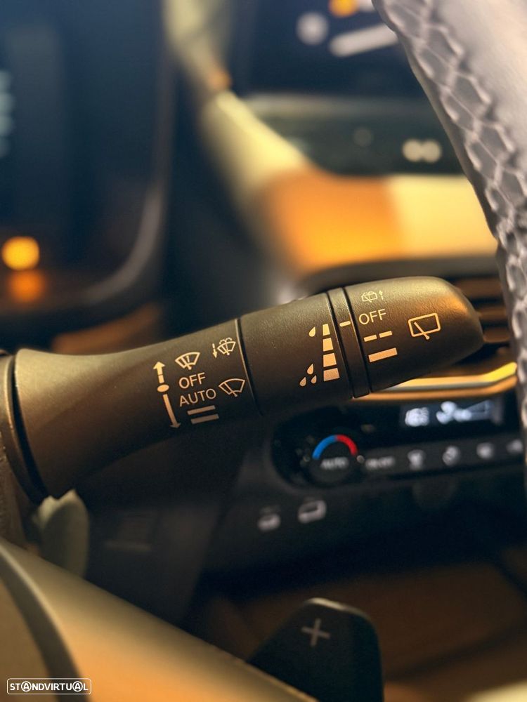 Nissan Juke 1.0 DIG-T Acenta DCT - 38