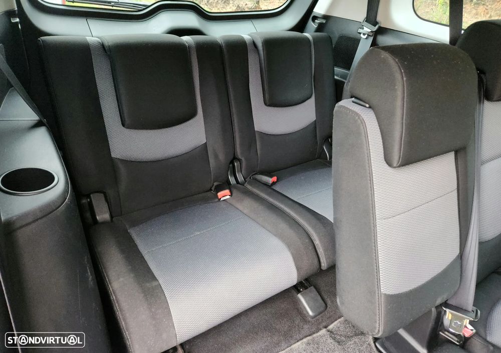 Mazda 5 MZR-CD 2.0 Exclusive - 11