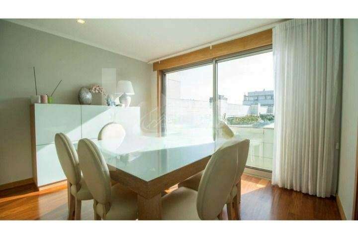 T4 C/TERRAÇO VIRADO A SUL VISTAS-MAR EM ESPINHO - Grande imagem: 3/19