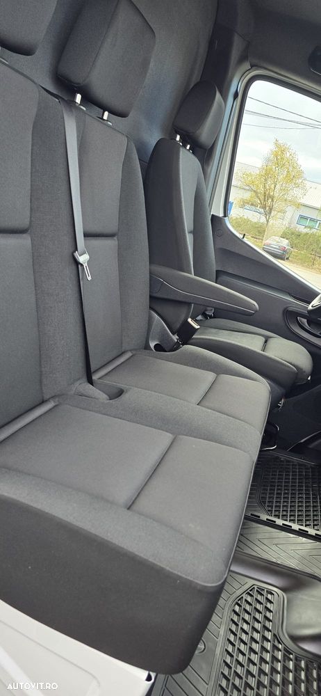 Mercedes-Benz Sprinter - 27