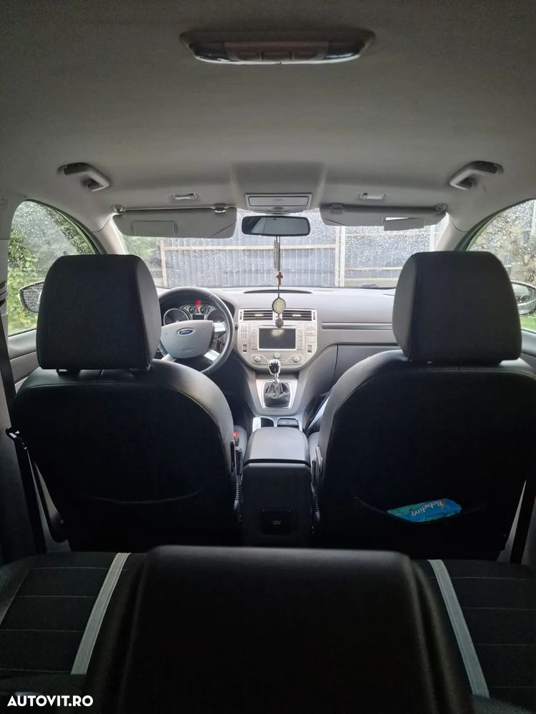 Ford Kuga 2.0 TDCi 4WD Titanium - 7
