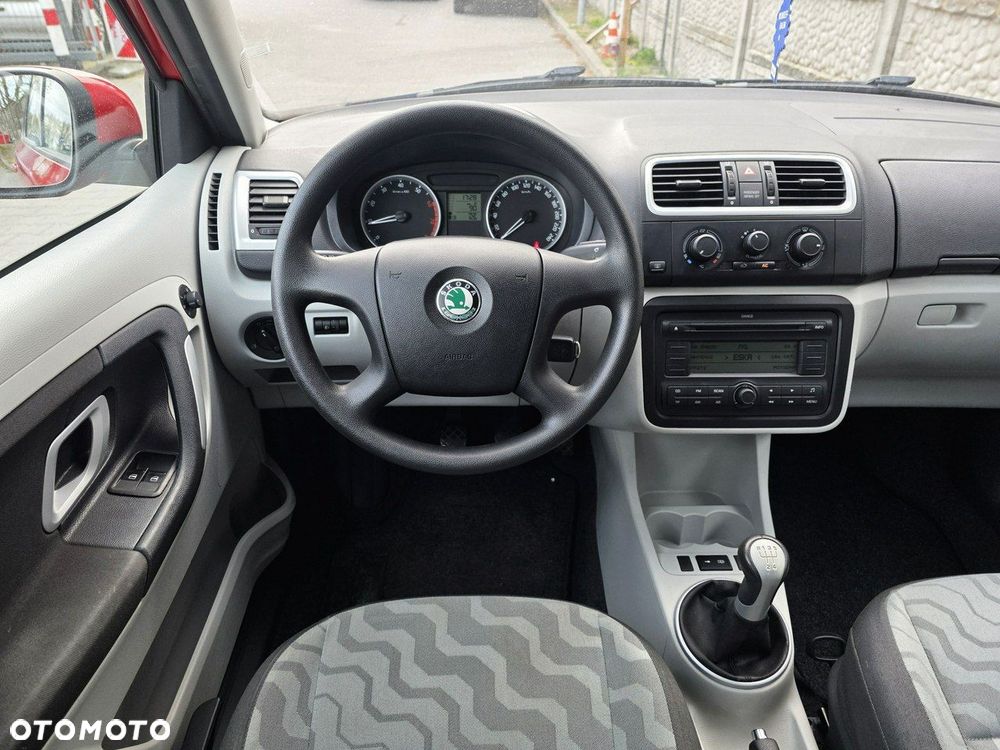 Skoda Fabia 1.2 HTP Ambition - 14