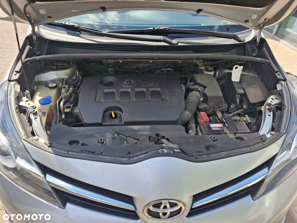 Toyota Verso 1.8 Premium MS 7os EU6 - 10