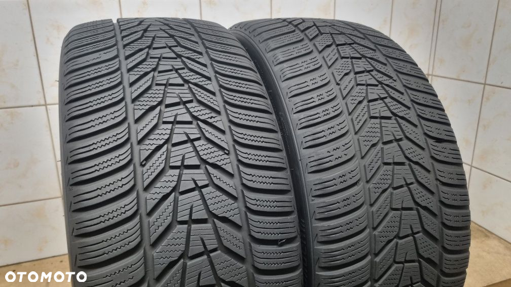 2 opony zimowe 235/35 R19 91W XL Hankook Winter I'Cept evo3 - 2