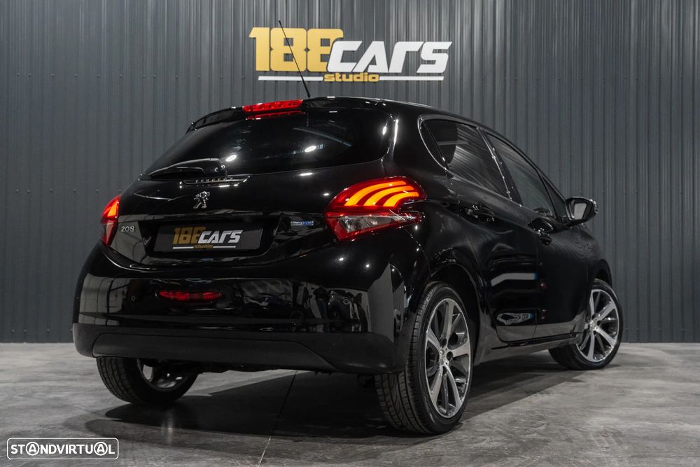Peugeot 208 1.6 BlueHDi GT Line - 44
