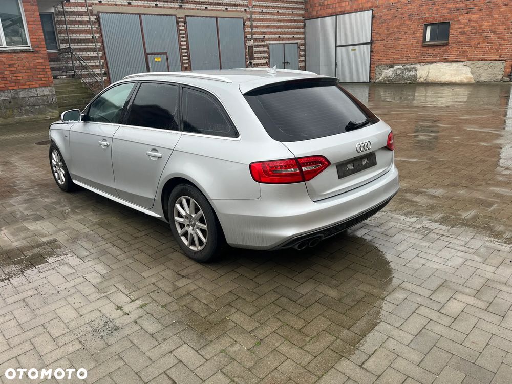 Audi A4 Avant - 1