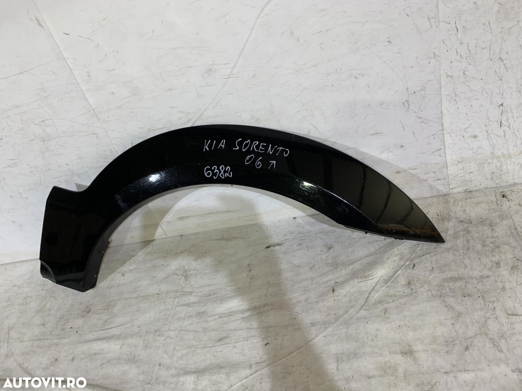 Bandou aripa dreapta fata, Kia Sorento, 2006, 2007, 2008, 2009, 2010, 2011, 2012, 2013, cod origine OE 87721-3E500. - 2