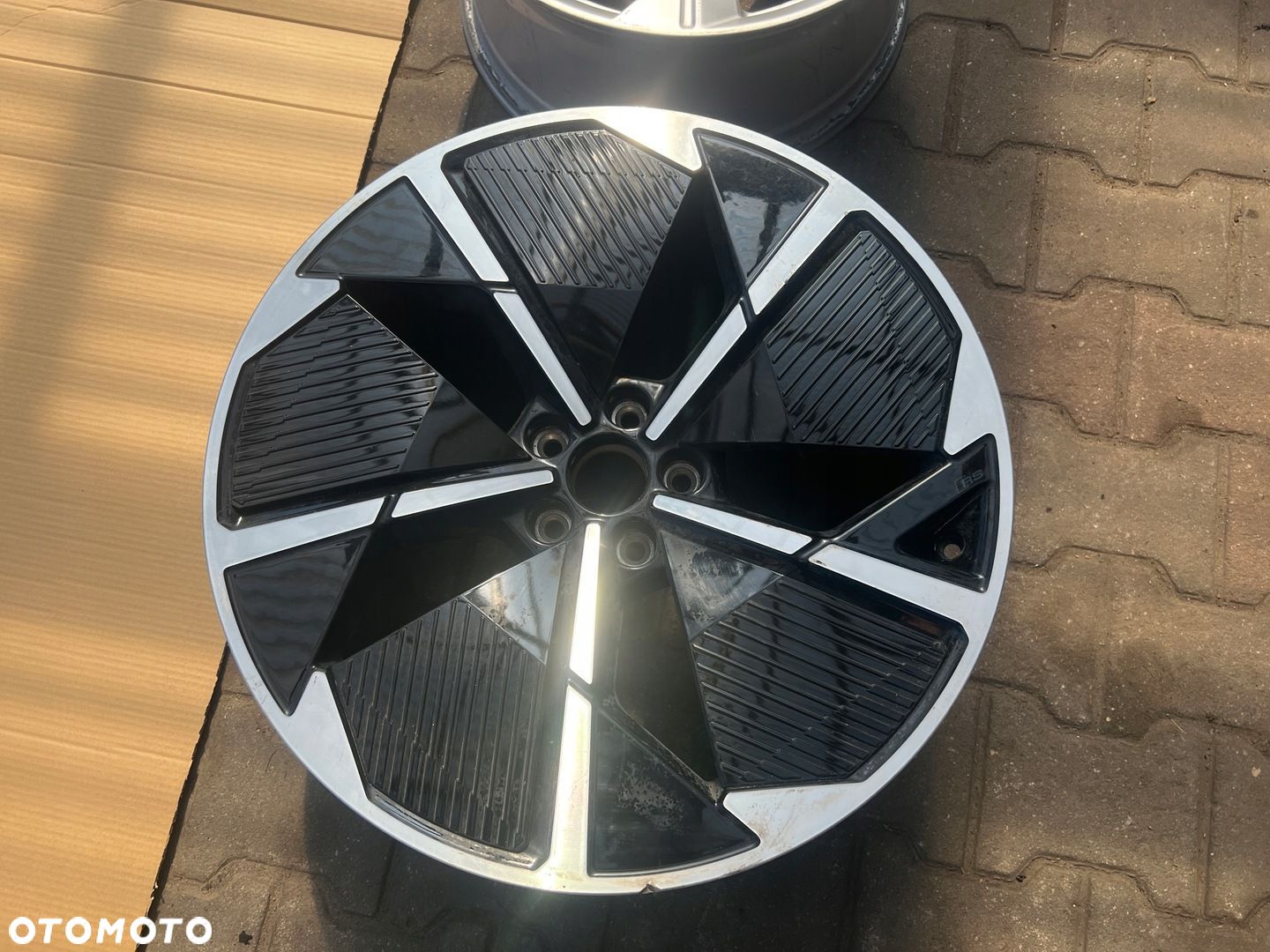 FELGA ALU ALUMINIOWA AUDI 89A Q4 E TRON 21 ET42 FA1960 - 1