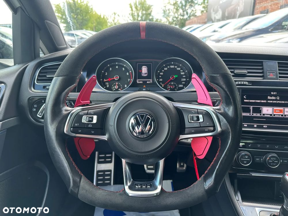 Volkswagen Golf GTI BlueMotion Technology DSG - 24