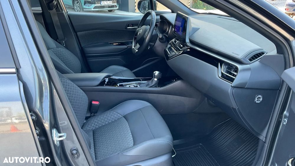 Toyota C-HR 2.0 HSD 184 CP 4x2 CVT Style - 7