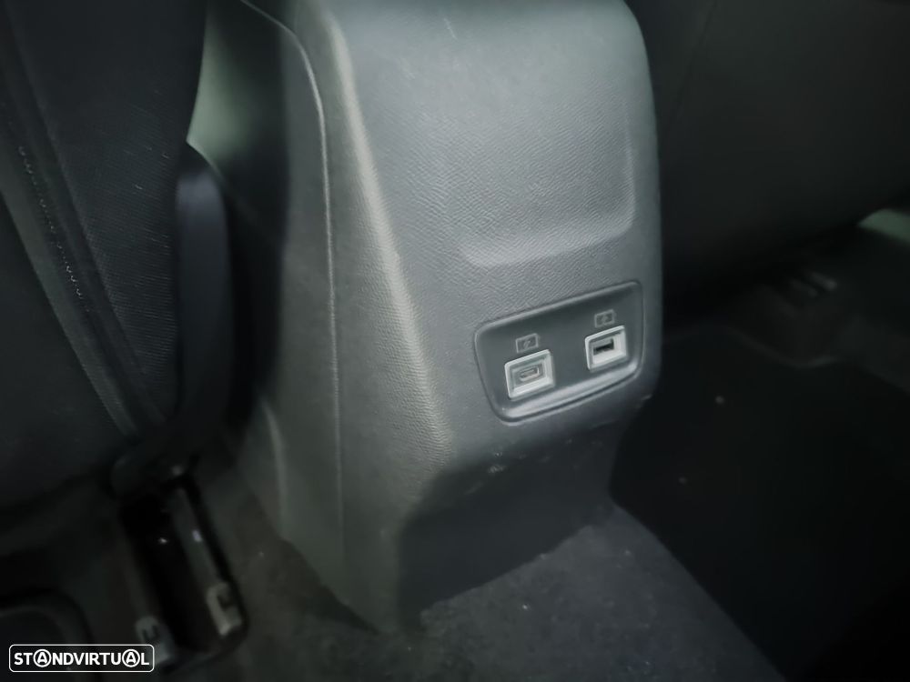 Peugeot 2008 1.2 Hybrid Allure e-DCS6 - 17