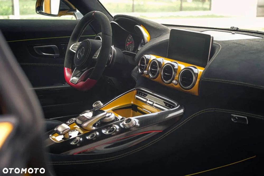 Mercedes-Benz AMG GT S - 2