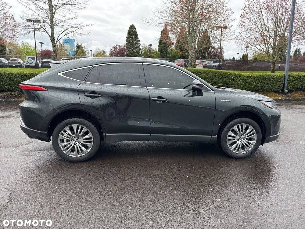 Toyota Venza - 7