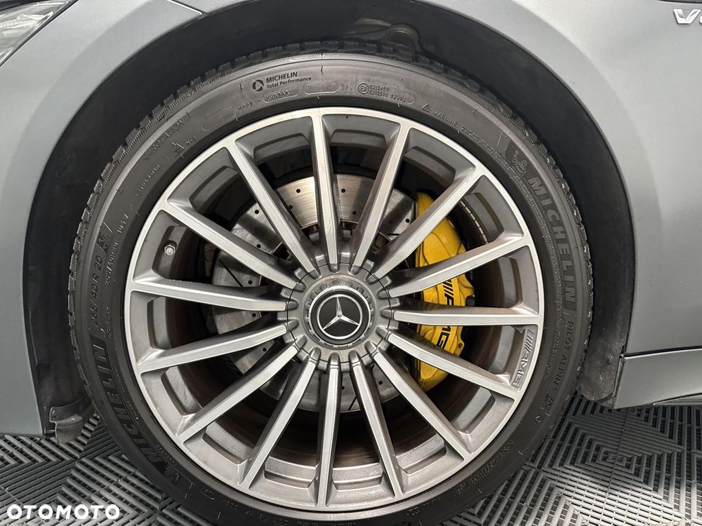 Mercedes-Benz AMG GT - 10