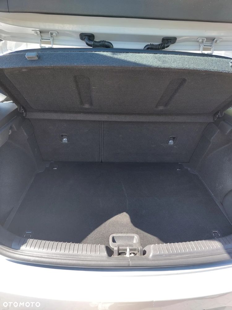 Hyundai i30 1.4 Classic + - 14