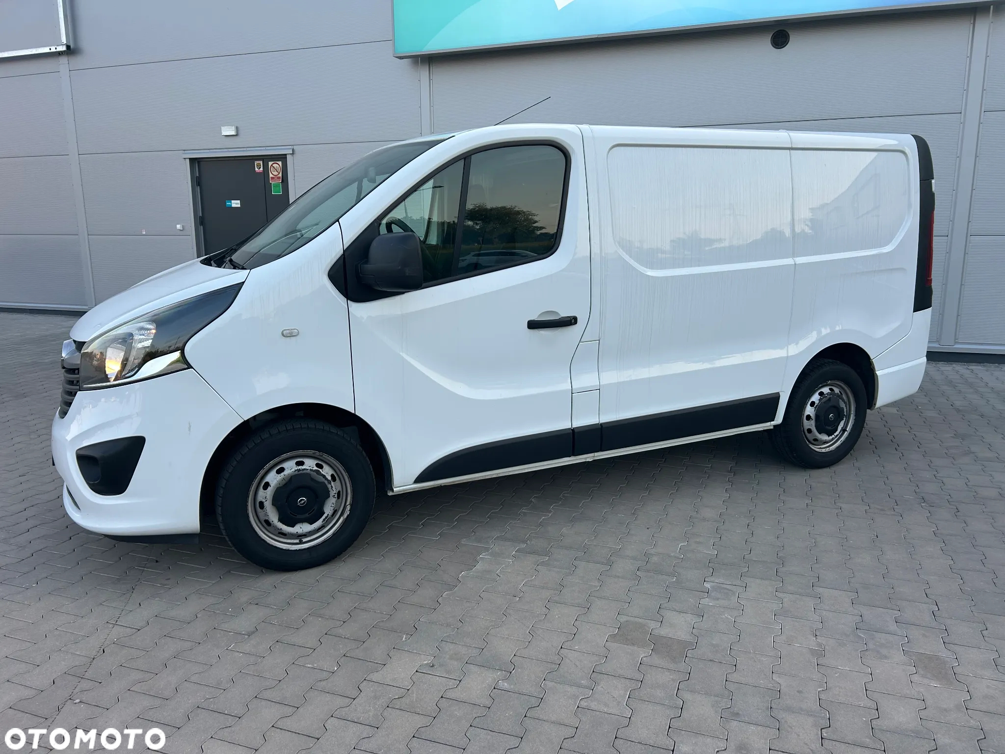 Opel VIVARO - 4