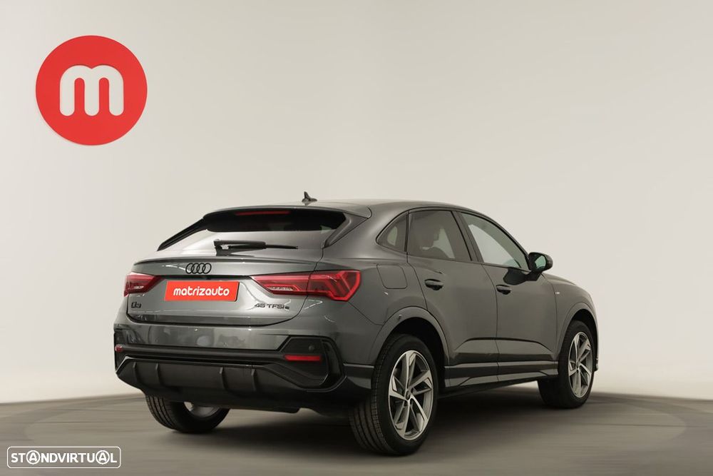 Audi Q3 Sportback 45 TFSIe S line S tronic - 4