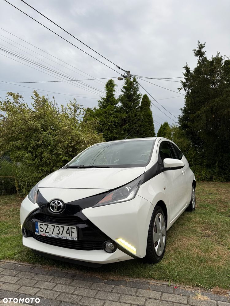 Toyota Aygo x-play - 2