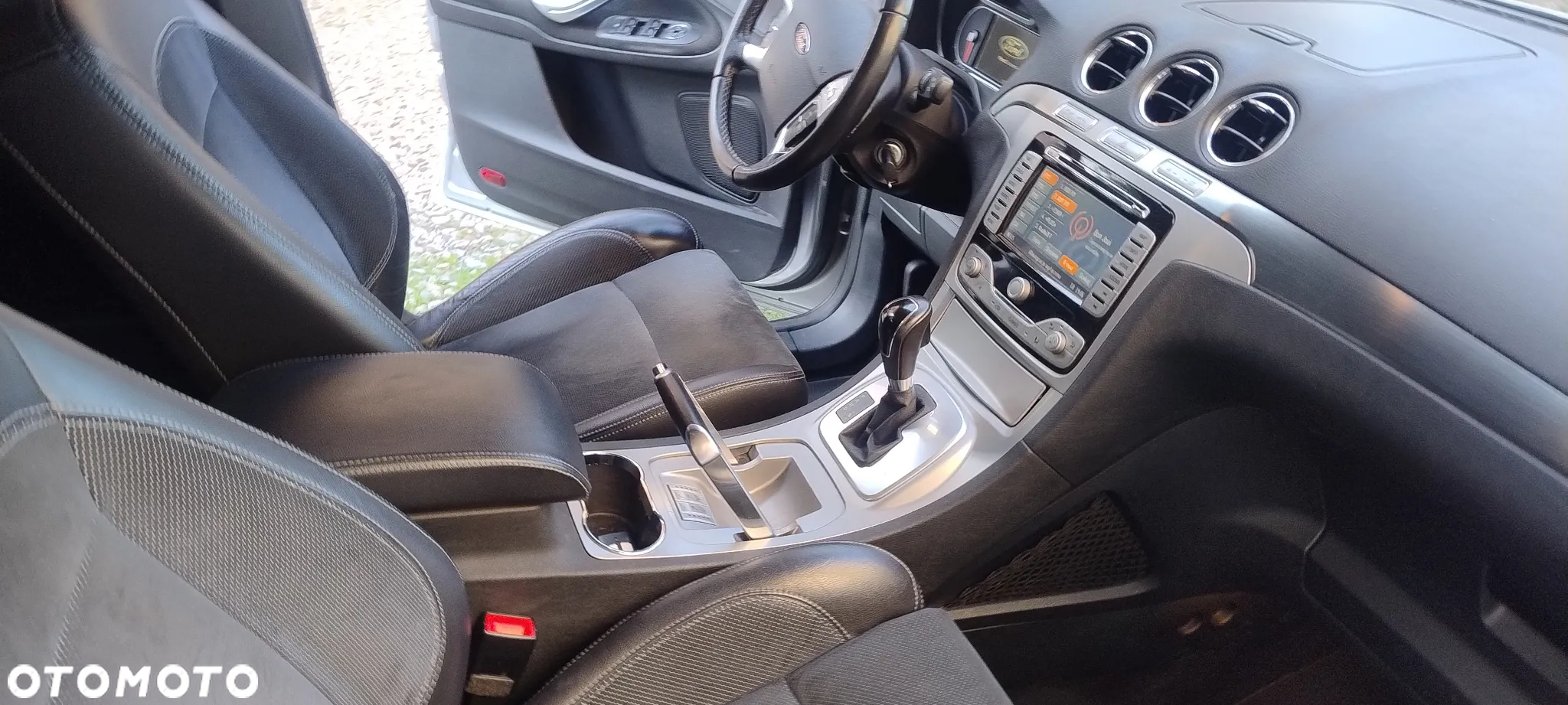 Ford S-Max 2.0 TDCi DPF Titanium - 5