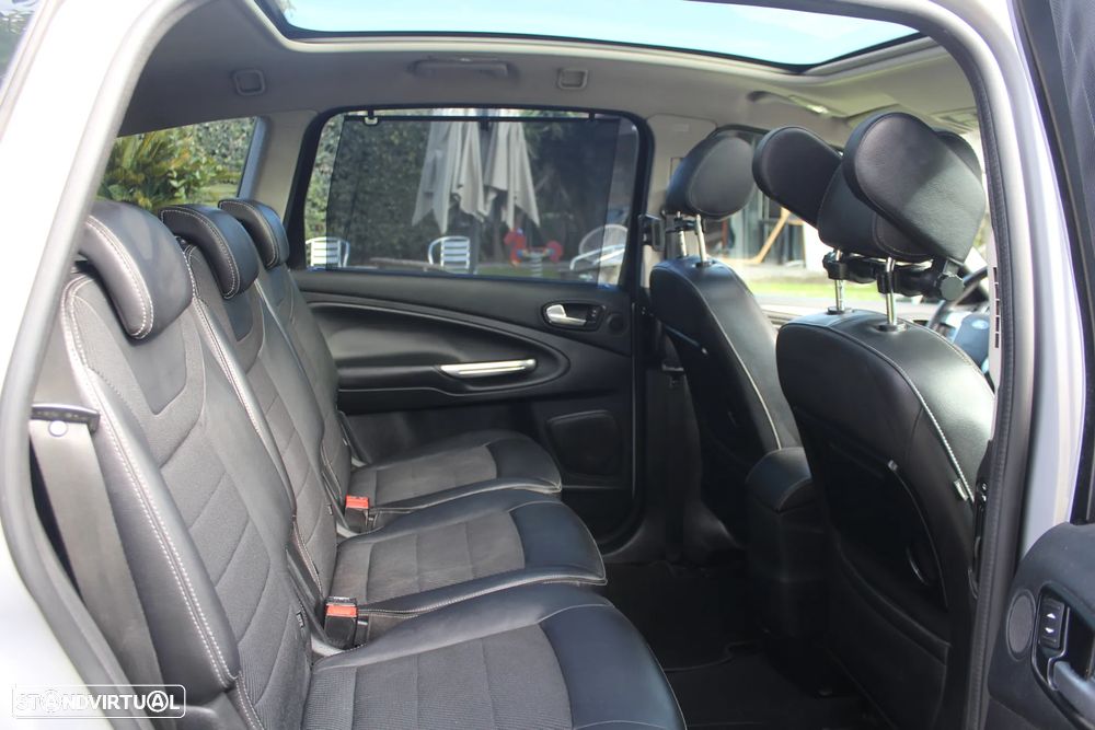 Ford S-Max 2.0 TDCi DPF Titanium - 26