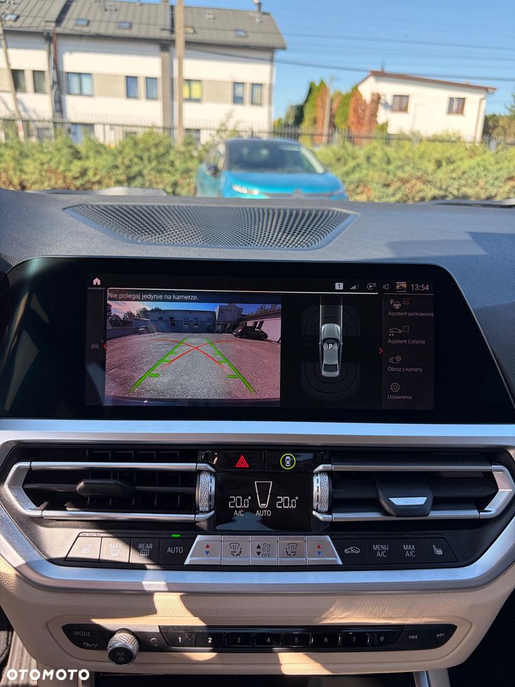 BMW Seria 3 318i Sport Line - 14