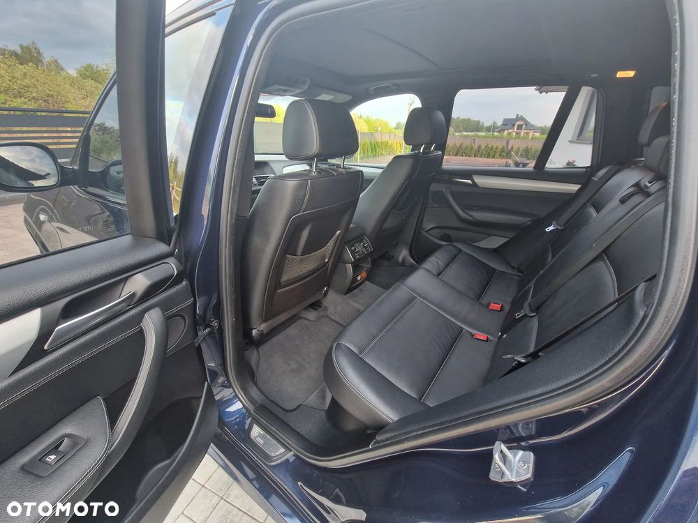 BMW X3 xDrive20d Blue Performance - 10