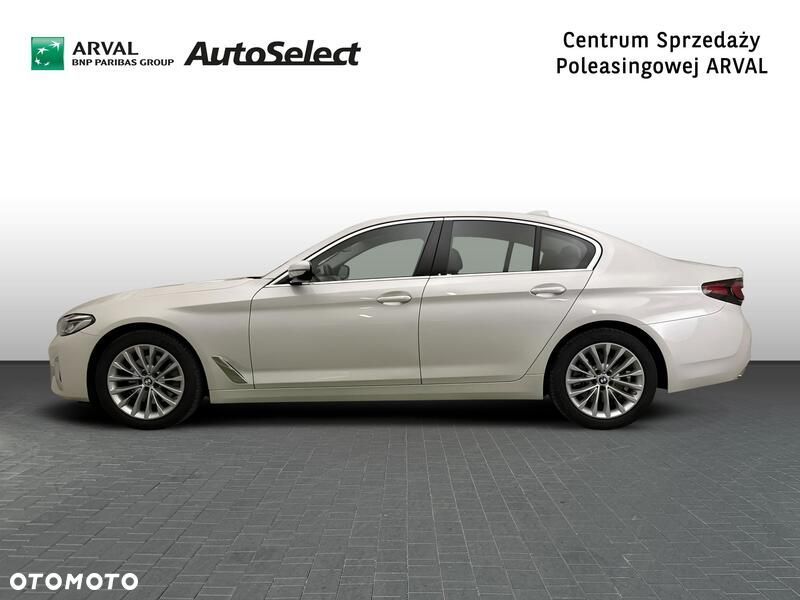 BMW Seria 5 2021 photo 2
