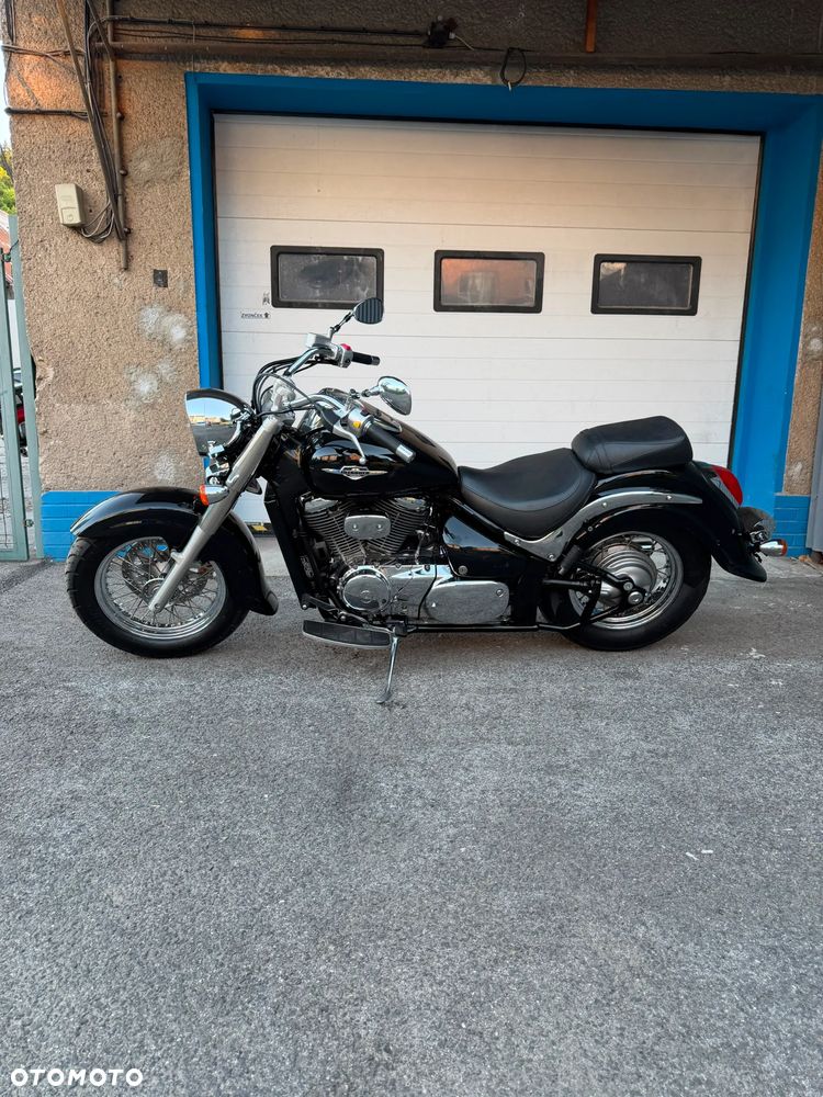 Suzuki Intruder - 6