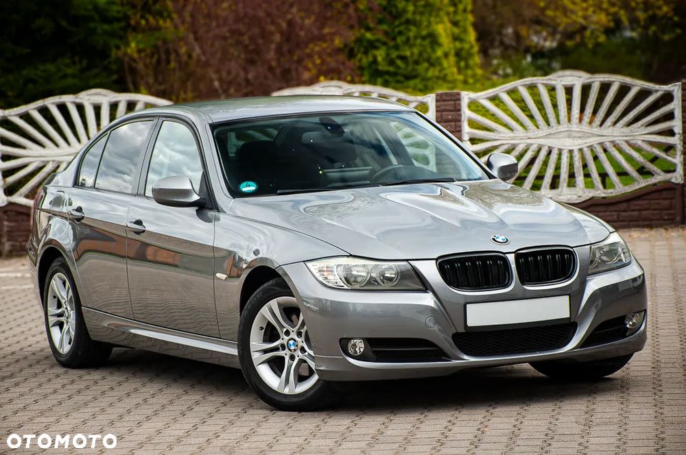 BMW Seria 3 318i - 2
