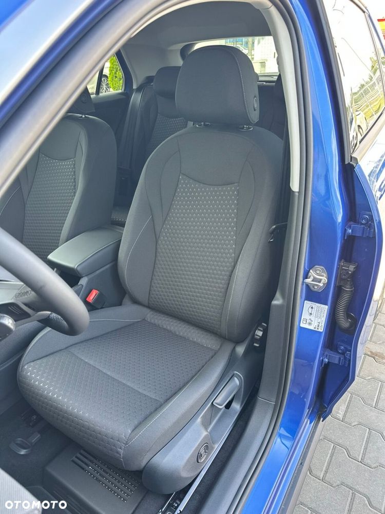 Volkswagen T-Roc - 12