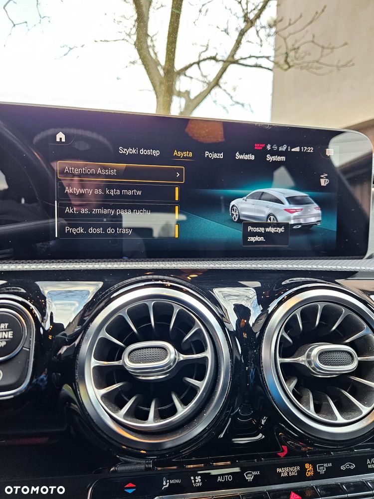 Mercedes-Benz CLA 220 d 4-Matic 8G-DCT - 21