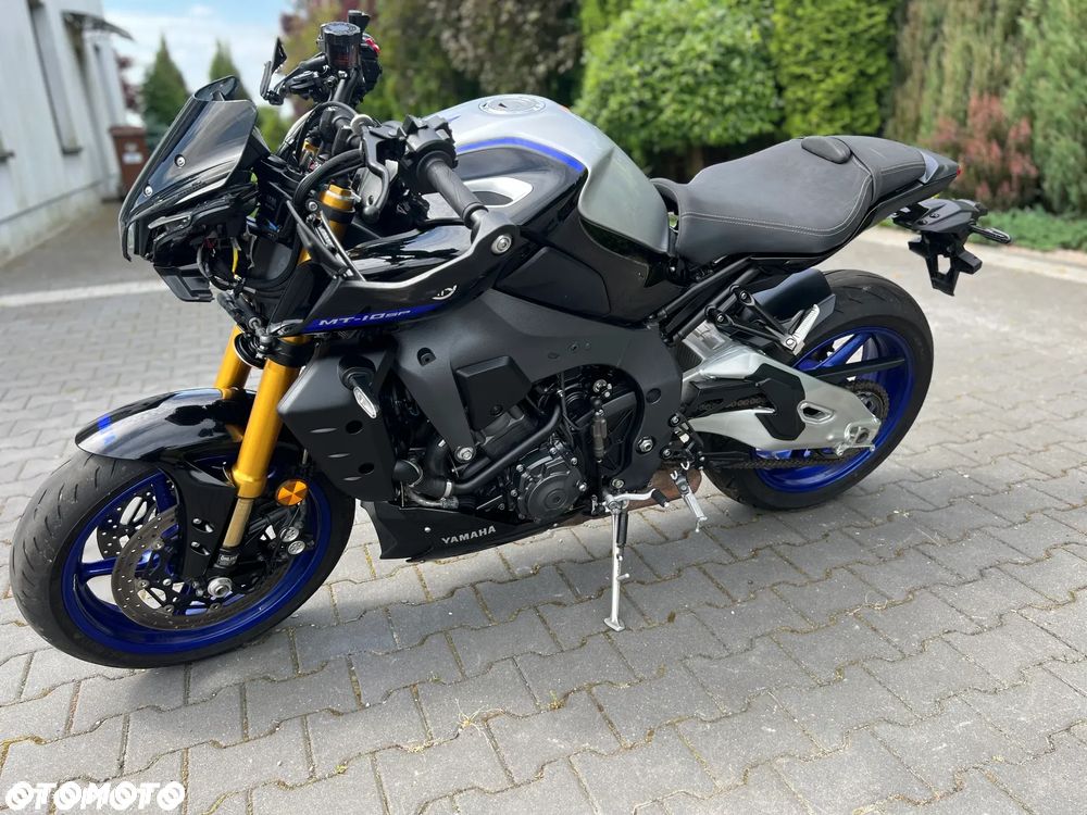 Yamaha MT - 8